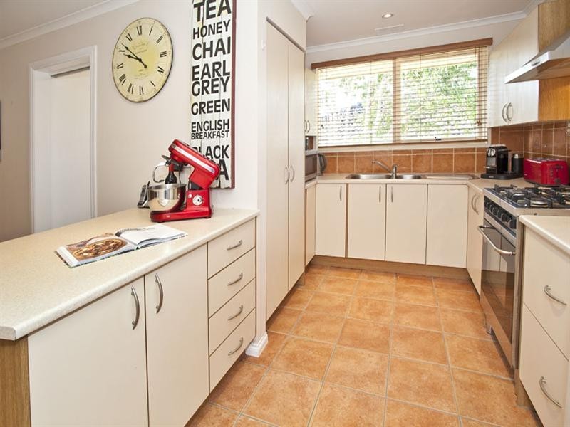 12 Cicada Court, Mulgrave VIC 3170