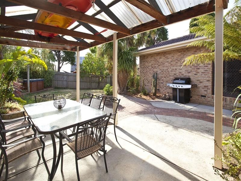 12 Cicada Court, Mulgrave VIC 3170