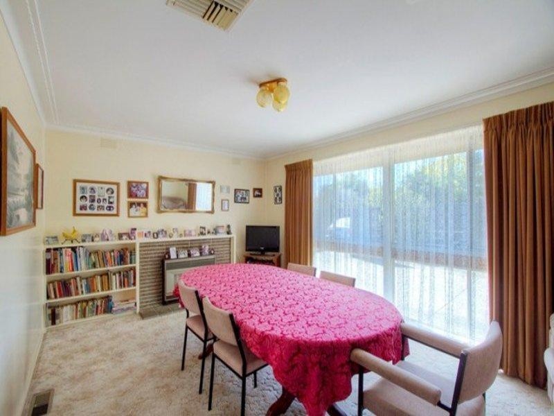 32 Hansworth Street, Mulgrave VIC 3170