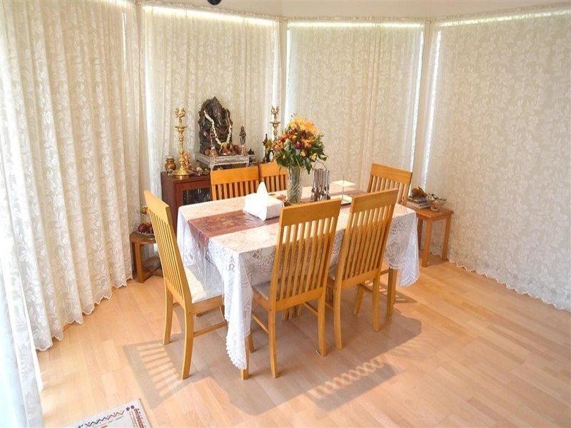 11 Lockens Avenue, Glen Waverley VIC 3150