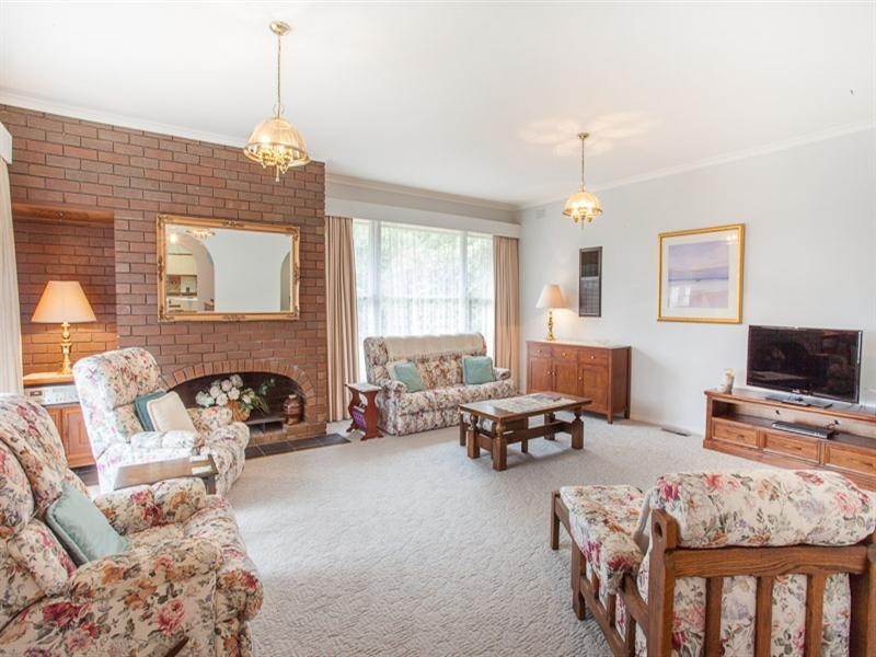 51 Outlook Drive, Dandenong North VIC 3175