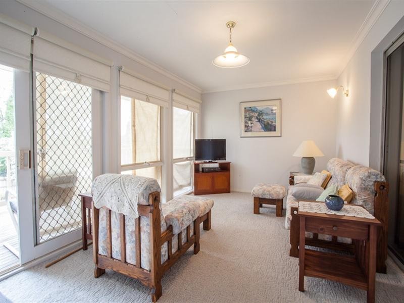 51 Outlook Drive, Dandenong North VIC 3175