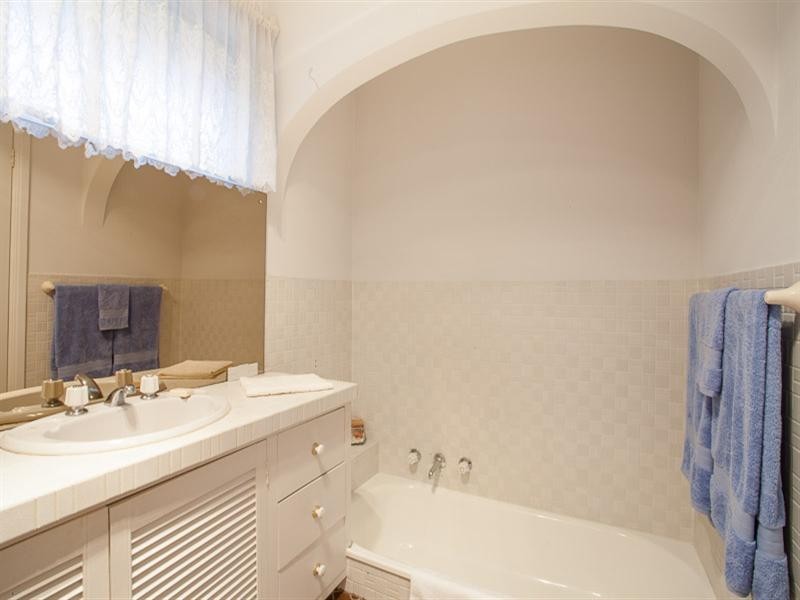 51 Outlook Drive, Dandenong North VIC 3175