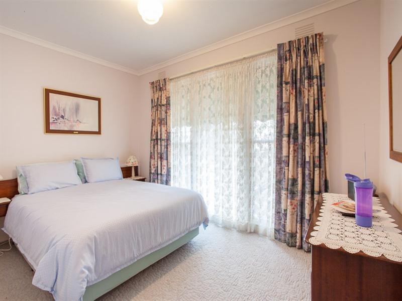 51 Outlook Drive, Dandenong North VIC 3175