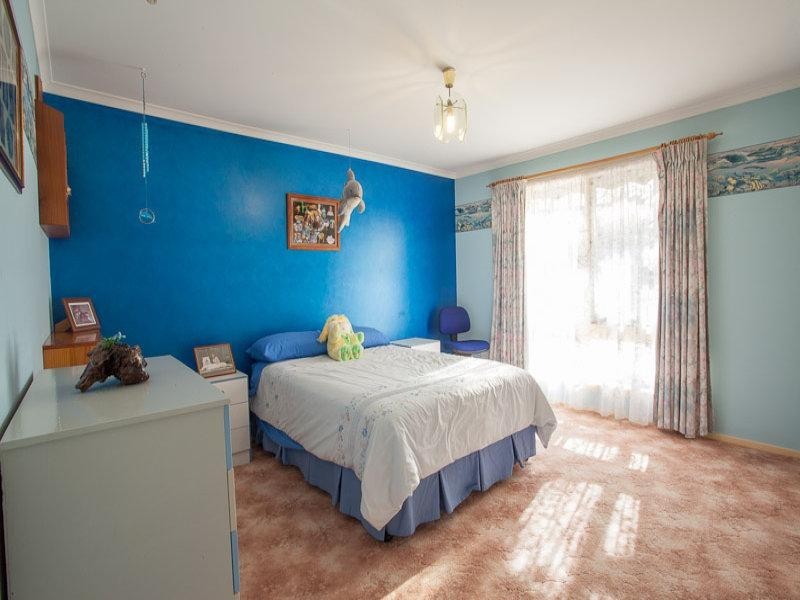 25 Stuart Avenue, Hampton Park VIC 3976