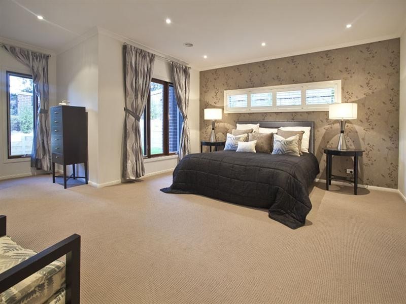 323 Gallaghers Road, Glen Waverley VIC 3150