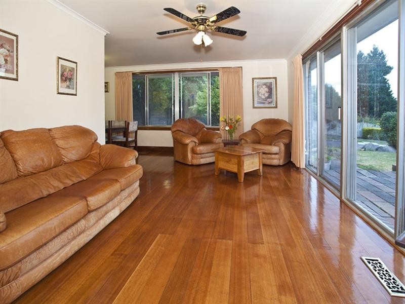 15 Aintree Avenue, Mulgrave VIC 3170