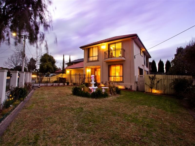 28 Seaview Crescent, Mulgrave VIC 3170