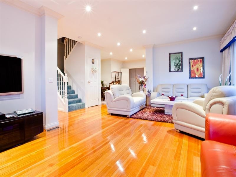 28 Seaview Crescent, Mulgrave VIC 3170
