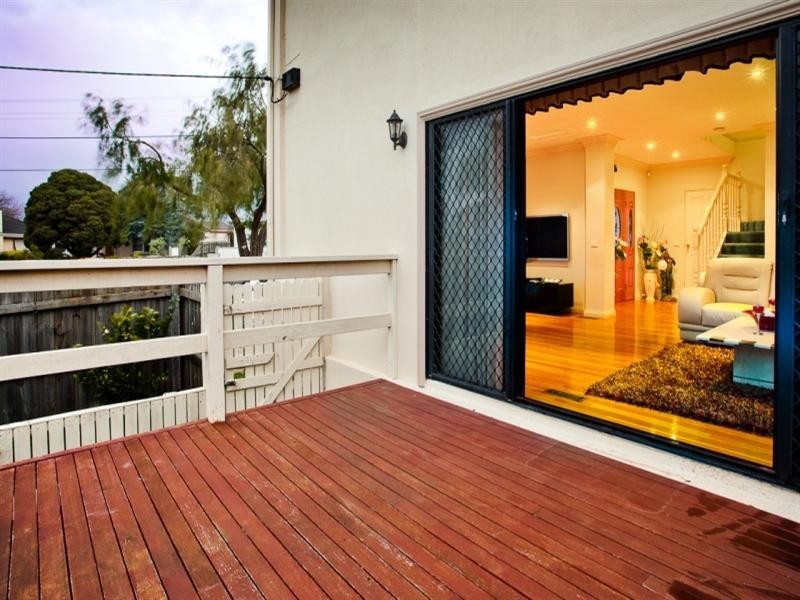 28 Seaview Crescent, Mulgrave VIC 3170