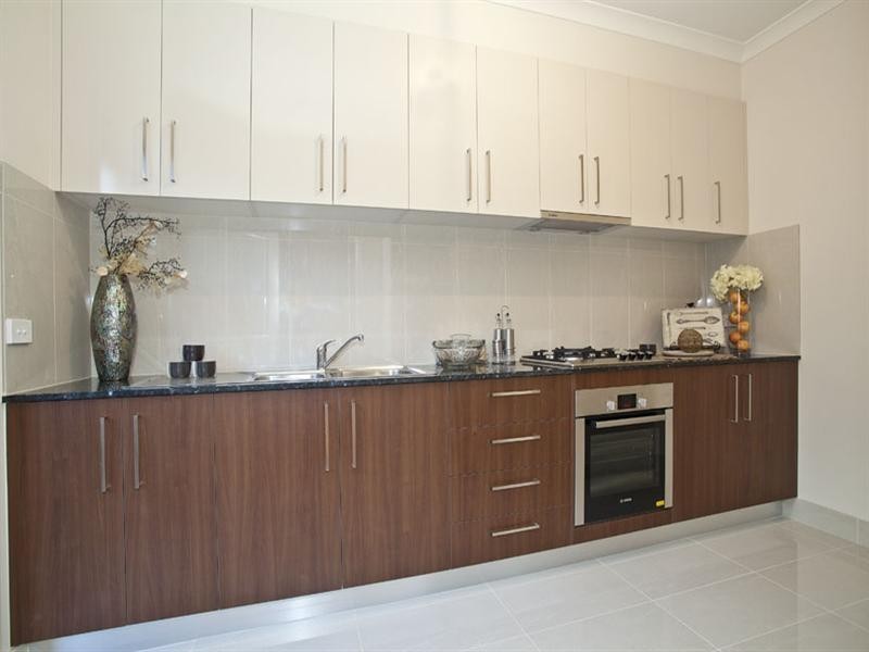 36 Golden Grove, Glen Waverley VIC 3150