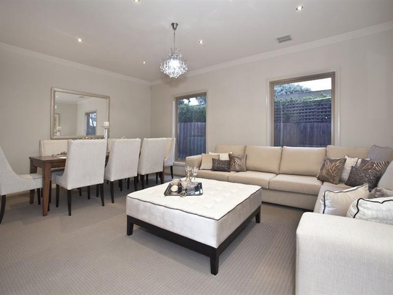 36 Golden Grove, Glen Waverley VIC 3150