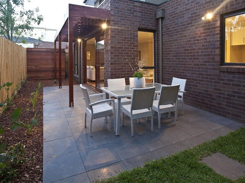 1 and 2/3 Richard Street, Glen Waverley VIC 3150