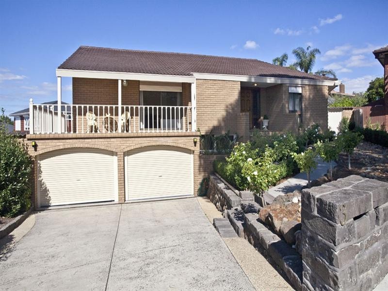 3 Samantha Close, Wheelers Hill VIC 3150