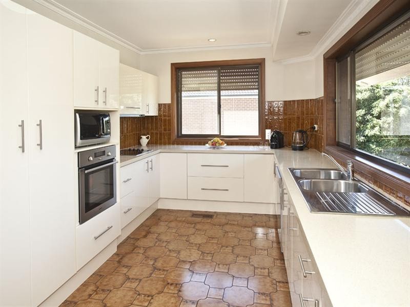 3 Samantha Close, Wheelers Hill VIC 3150