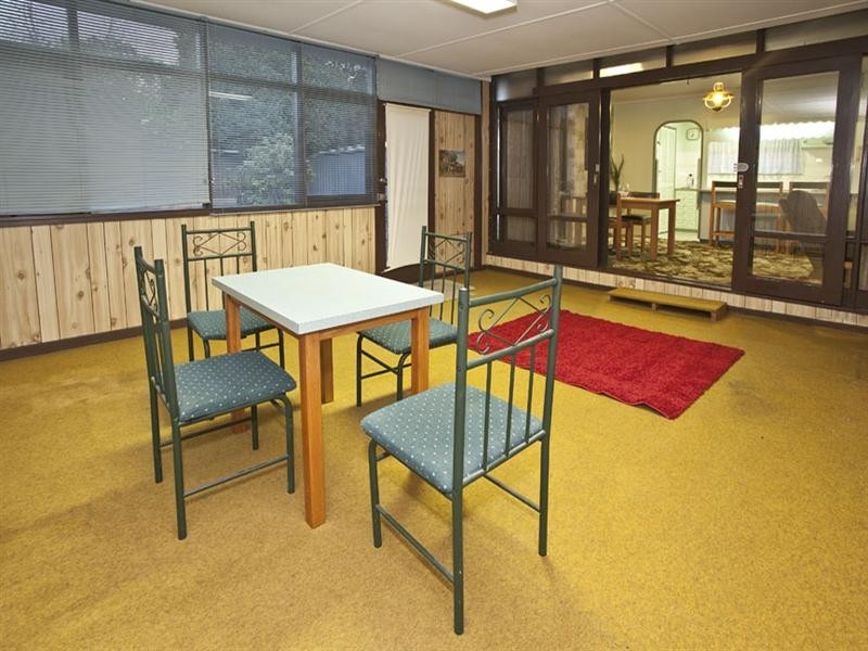 65 Winmalee Drive, Glen Waverley VIC 3150