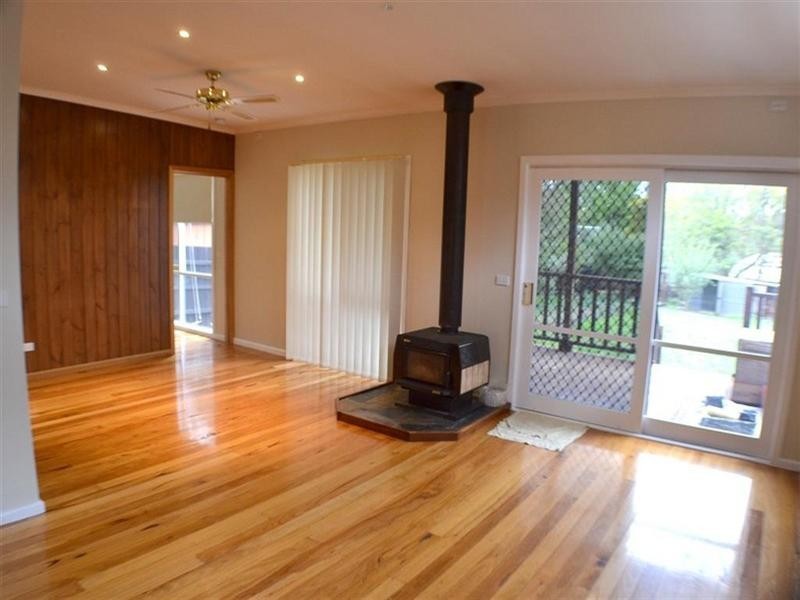 37 Eothen Lane, Kilsyth VIC 3137