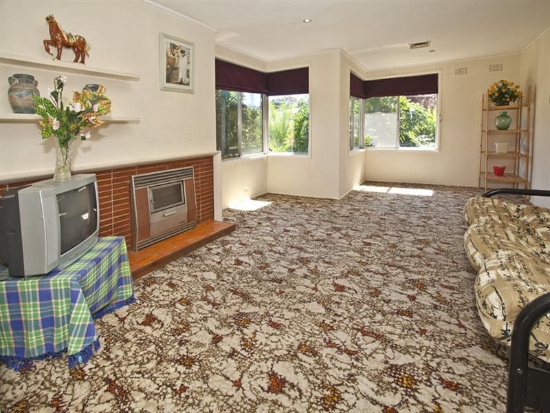 6 Bingley Avenue, Notting Hill VIC 3168