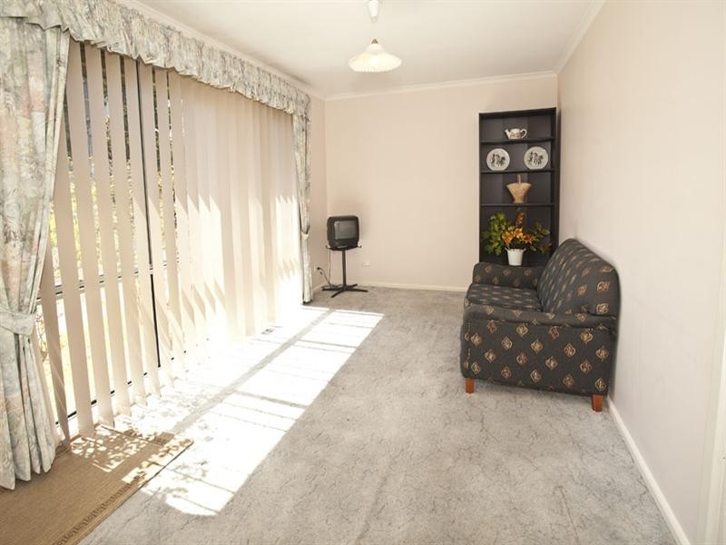 6 Bingley Avenue, Notting Hill VIC 3168