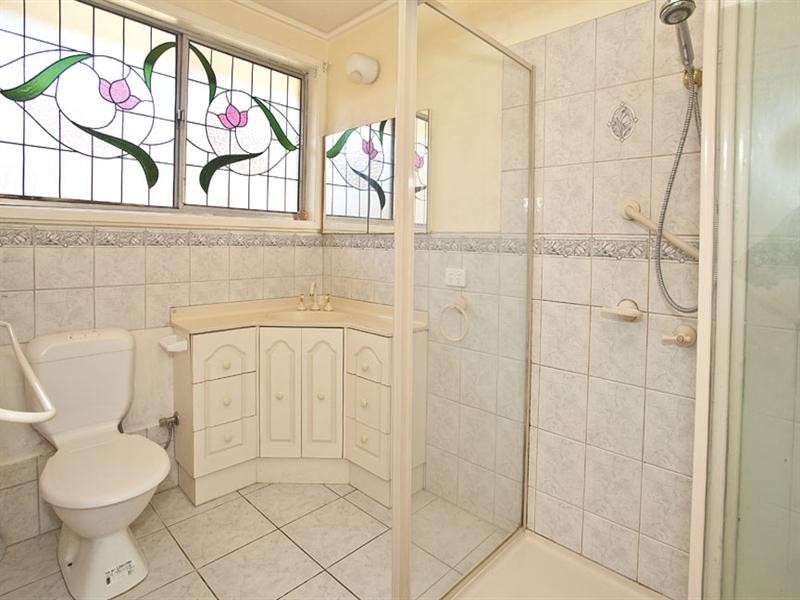 6 Bingley Avenue, Notting Hill VIC 3168