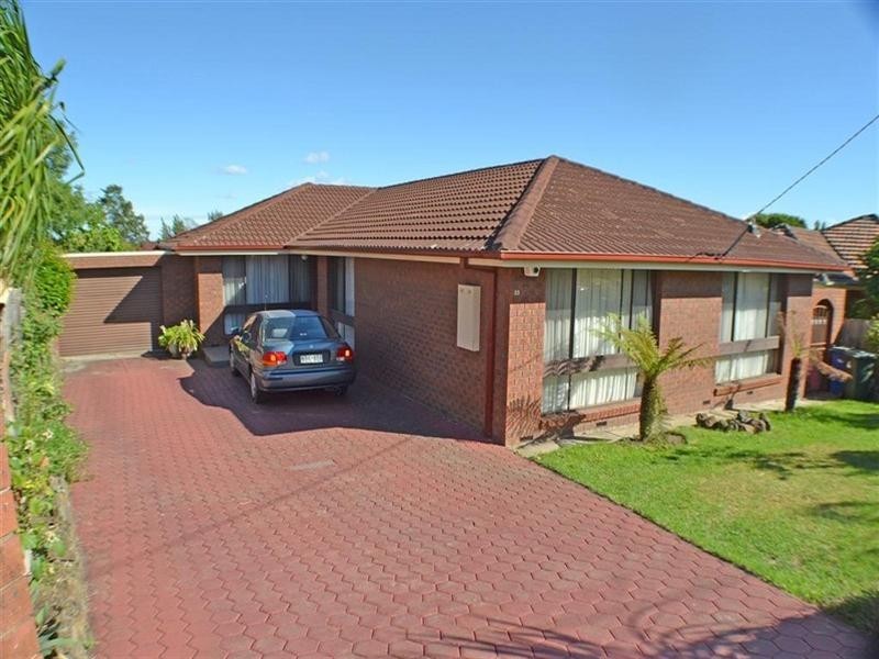 33 Bradstreet Road, Mount Waverley VIC 3149