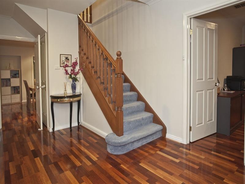 2 The Grove, Glen Waverley VIC 3150