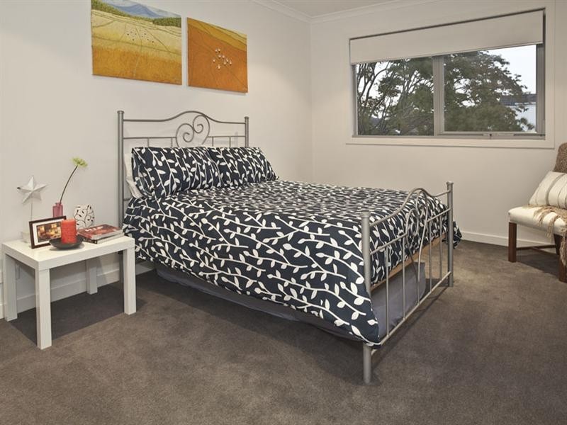 2/54 Baird Street, Mulgrave VIC 3170