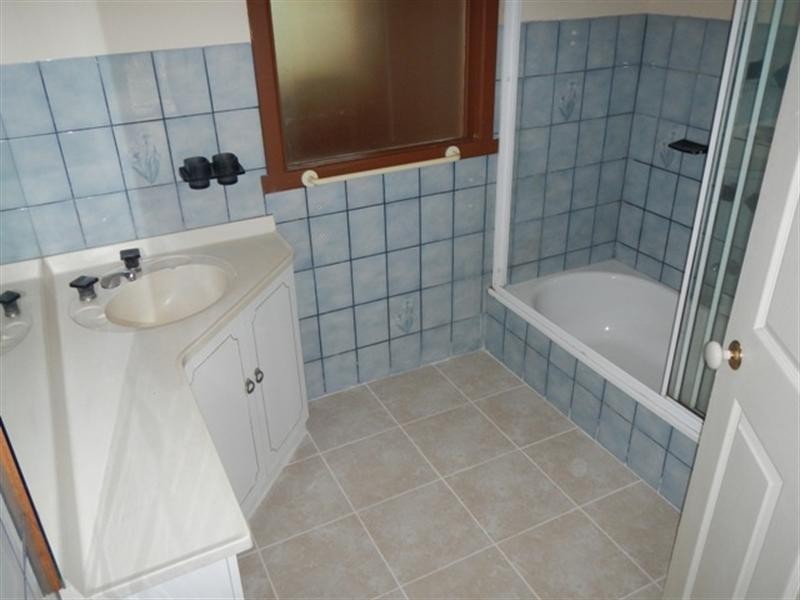 47 Kinnoull Grove, Glen Waverley VIC 3150