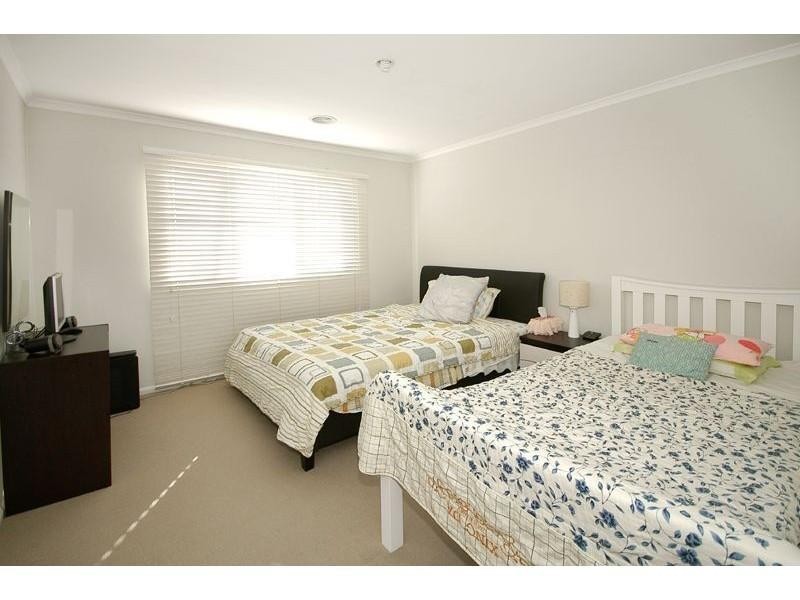 4/24 Tulloch Grove, Glen Waverley VIC 3150