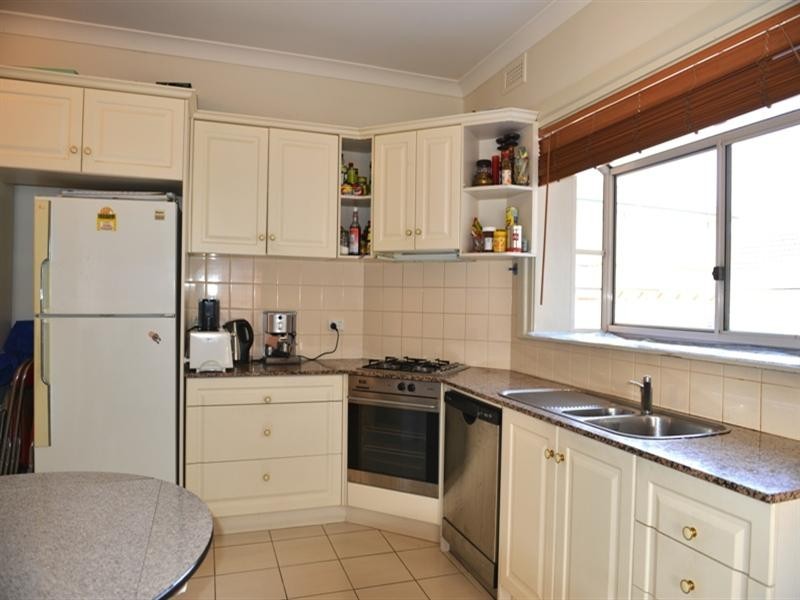 9 Mount Street, Glen Waverley VIC 3150