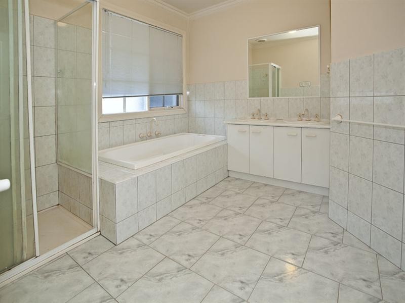 131 Hawthorn Road, Forest Hill VIC 3131