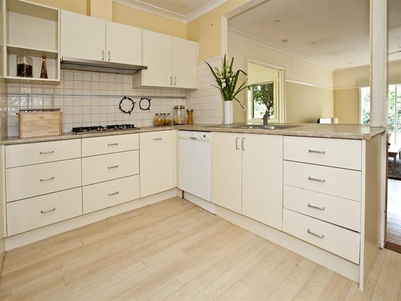 15 Joyce Avenue, Oakleigh South VIC 3167