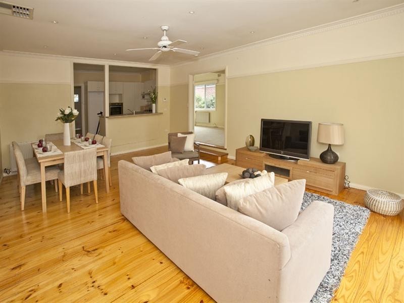 15 Joyce Avenue, Oakleigh South VIC 3167