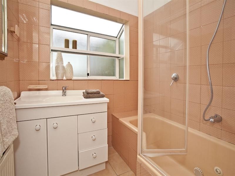 15 Joyce Avenue, Oakleigh South VIC 3167