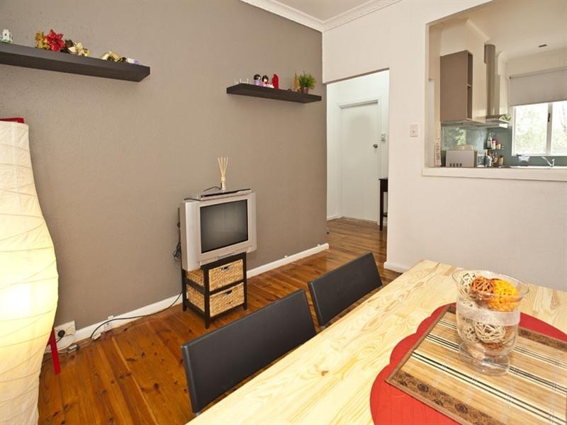 11 Woonah Street, Chadstone VIC 3148