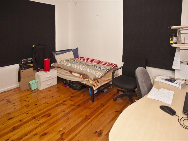 11 Woonah Street, Chadstone VIC 3148