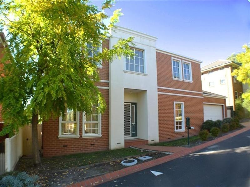 16 Morawa Drive, Mulgrave VIC 3170