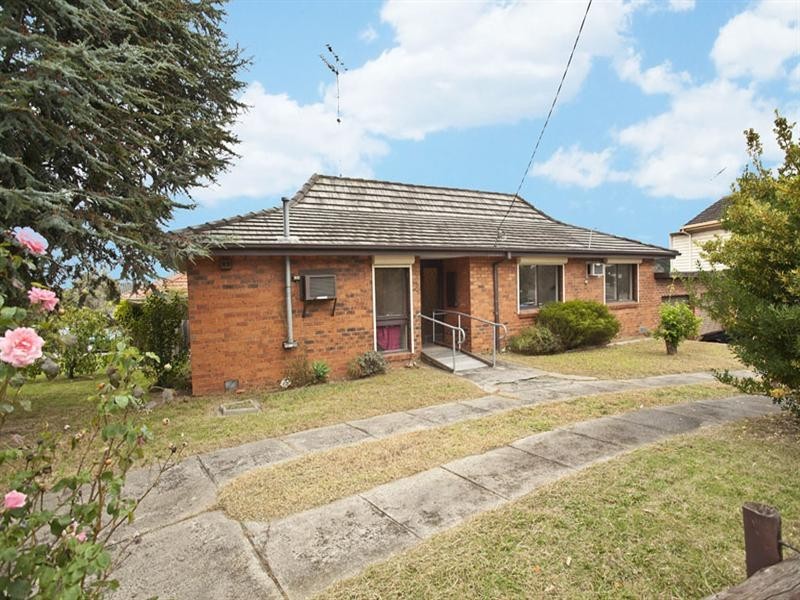 2 Jacksons Road, Noble Park North VIC 3174