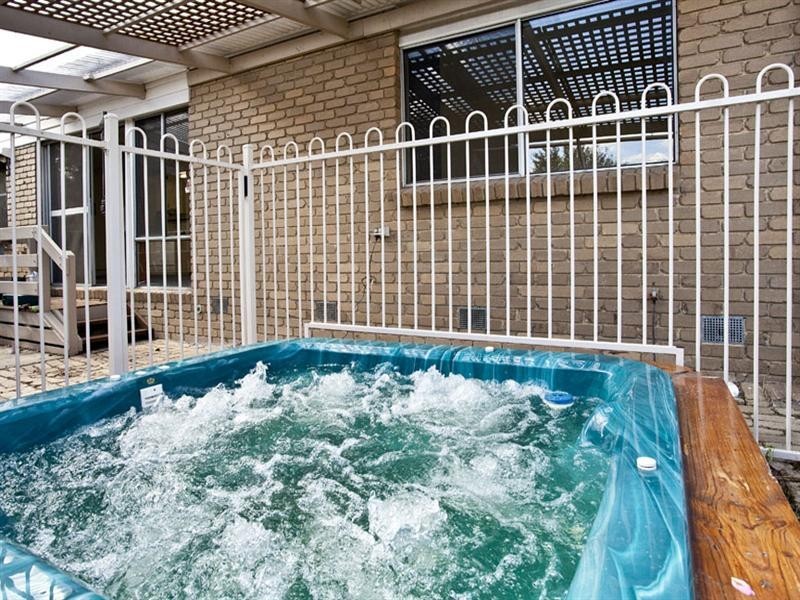 14 Baroda Avenue, Glen Waverley VIC 3150