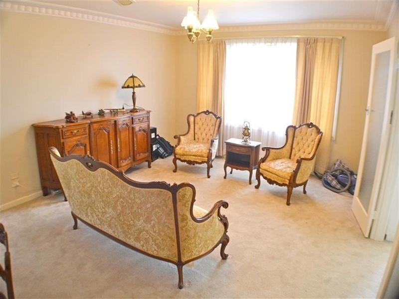 31 Belmont Road, Glen Waverley VIC 3150