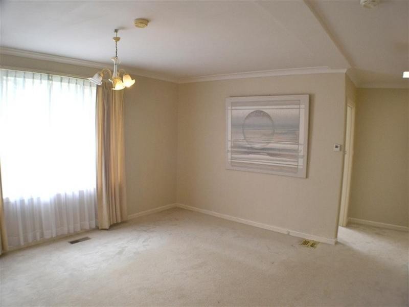 31 Belmont Road, Glen Waverley VIC 3150