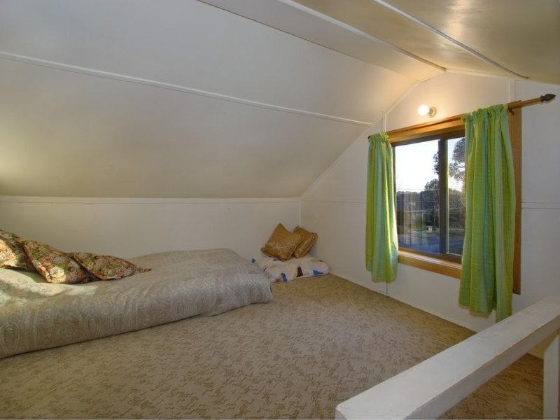 31 Belmont Road, Glen Waverley VIC 3150