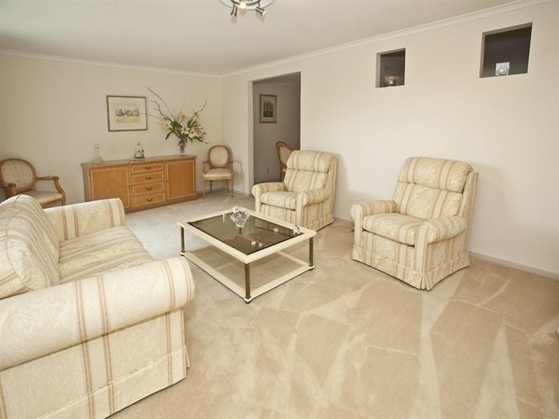 5 Pineview Close, Wheelers Hill VIC 3150