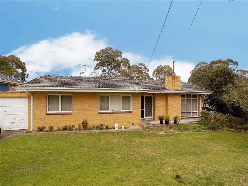 10 Marbray Drive, Glen Waverley VIC 3150