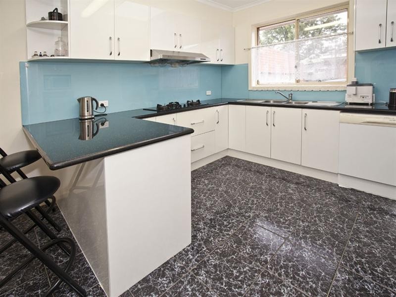 10 Capital Avenue, Glen Waverley VIC 3150