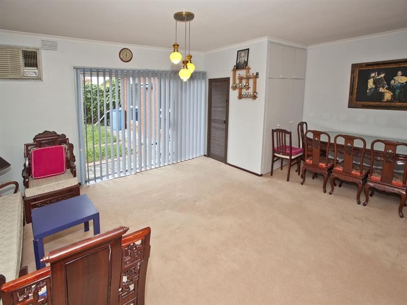 10 Capital Avenue, Glen Waverley VIC 3150