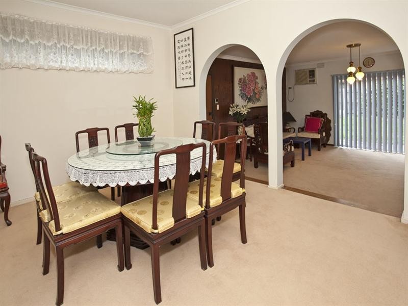 10 Capital Avenue, Glen Waverley VIC 3150