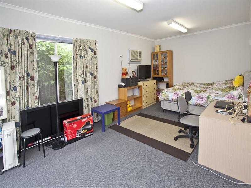 10 Capital Avenue, Glen Waverley VIC 3150