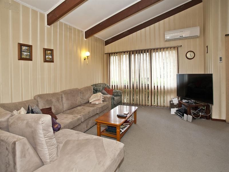 9 Minerva Crescent, Vermont South VIC 3133