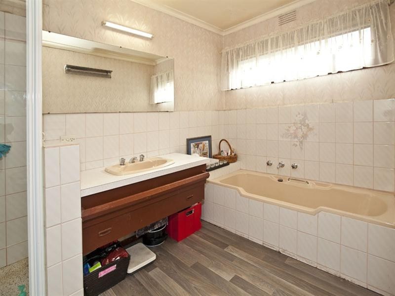 9 Minerva Crescent, Vermont South VIC 3133